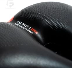 Voltano Fietszadel Met Gelpads - Zwart/Rood - Uitsparing - Zadelvering - Unisex - Incl. Gratis Zadelstrop 25 Voltano Fietszadel Met Gelpads - Zwart/Rood - Uitsparing - Zadelvering - Unisex - Incl. Gratis Zadelstrop -Fietsonderdelen Winkel 1200x1136 3