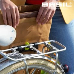 Basil City Fietsshopper - Enkele Fietstas - Camel Bruin - 16 Liter -Fietsonderdelen Winkel 1200x1200 601