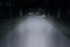 AXA Blueline 30 T - Fietslamp Voorlicht - LED Koplamp - Auto On Fietsverlichting – Steady - Dynamo - 30 Lux -Fietsonderdelen Winkel 1200x800 226